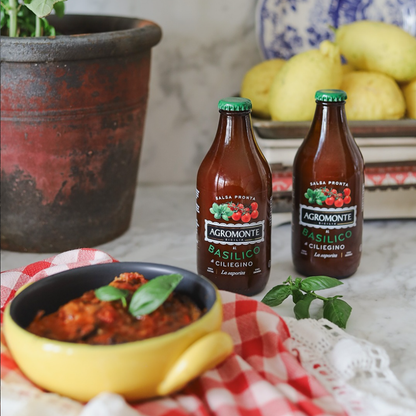 Cherry Tomato Sauce 82% and Basil 4%, 330g