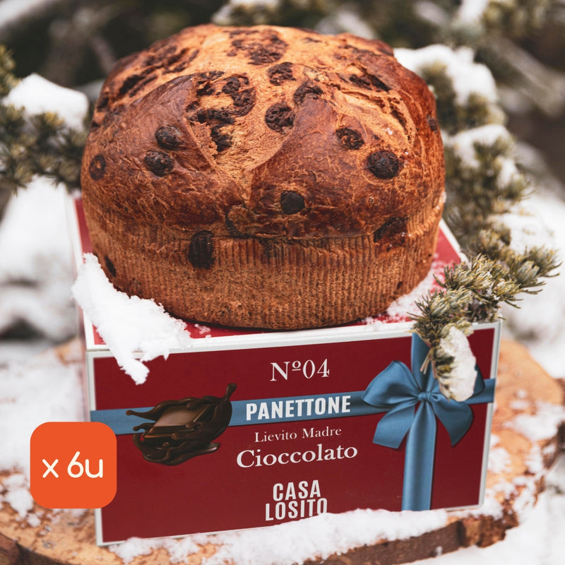 Casa Losito Italian Panettone filled with chocolate drops, 100% sourdough yeast, butter